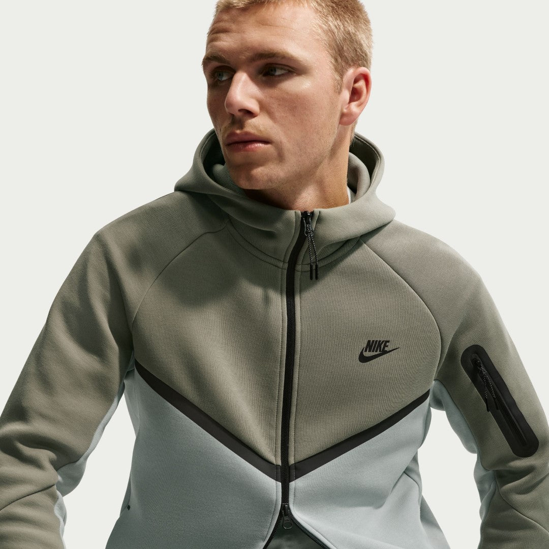 Tech Fleece Windrunner Full-Zip Hoodie