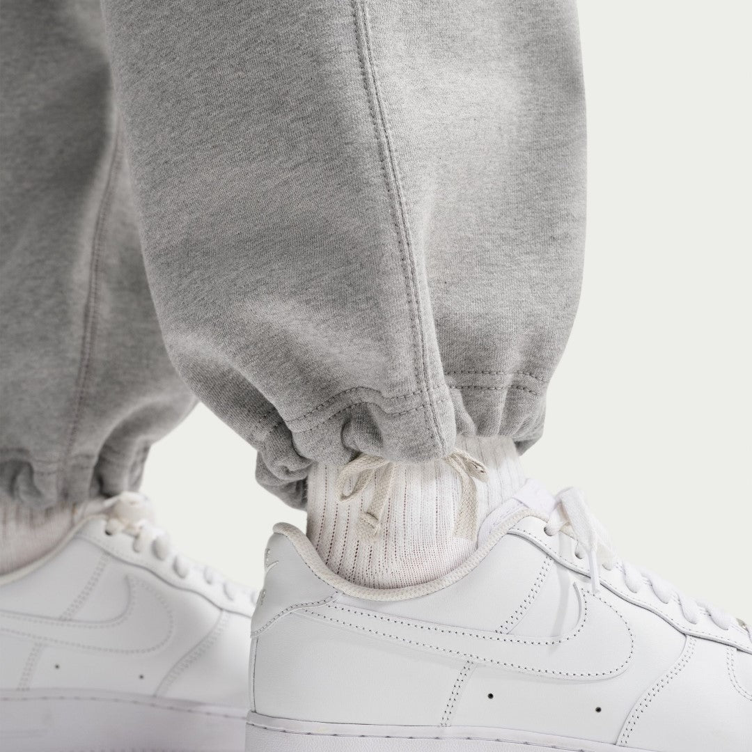 Solo Swoosh Brushed-Back Open-Hem Fleece Pants