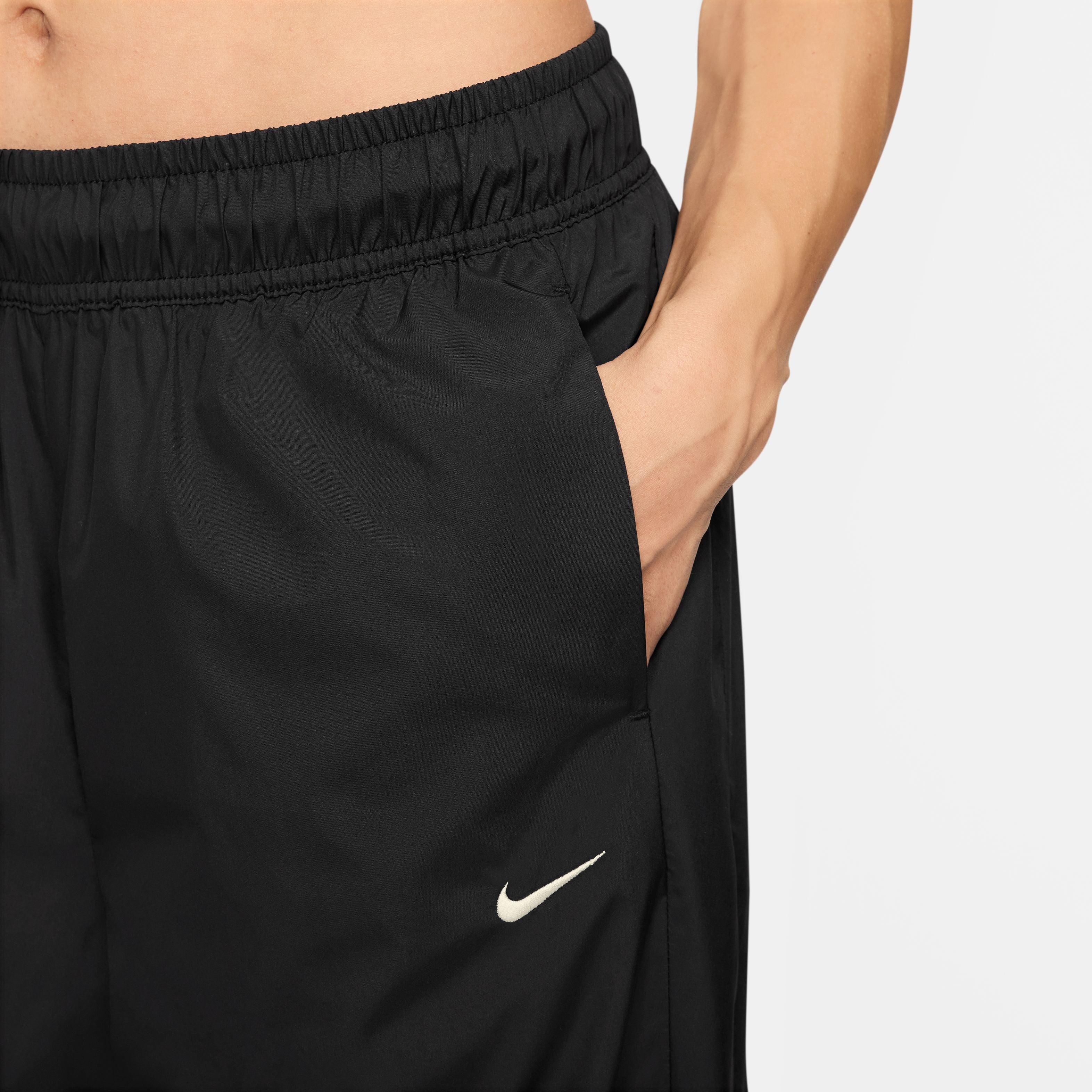 Sportswear Classic Mid-Rise Open-Hem Pants