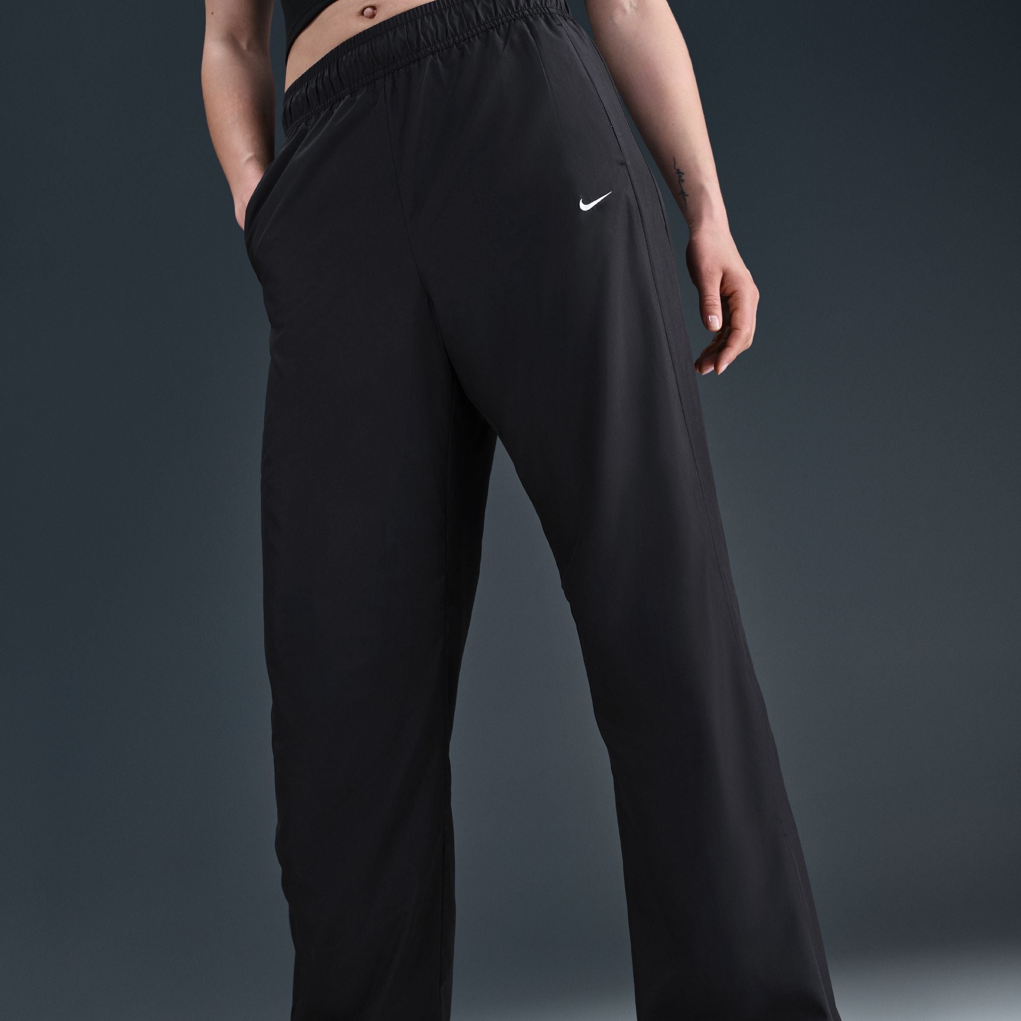 Sportswear Classic Mid-Rise Open-Hem Pants