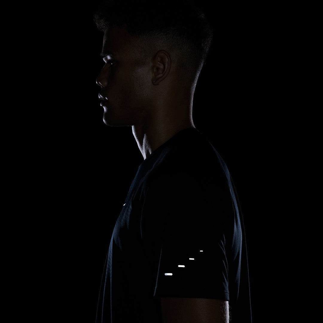 Stride Dri-FIT ADV Short-Sleeve Running Top