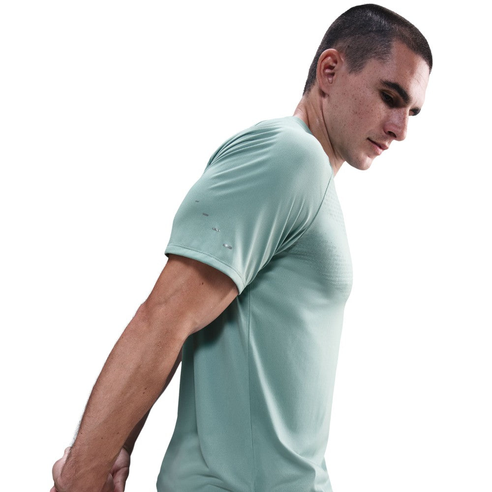 Stride Dri-FIT ADV Short-Sleeve Running Top