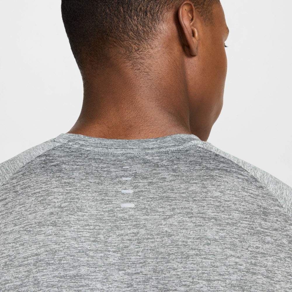 Stride Dri-FIT ADV Running T-shirt