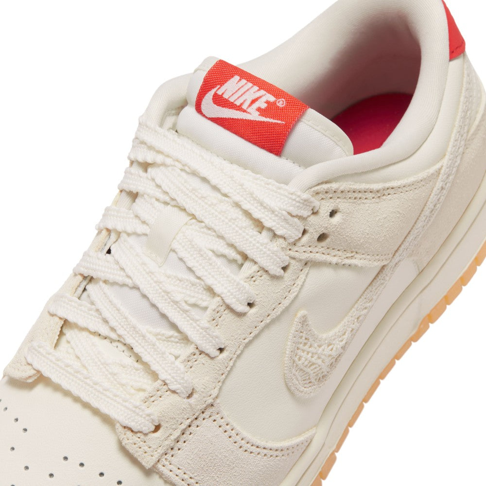 Dunk Low Lifestyle Shoes