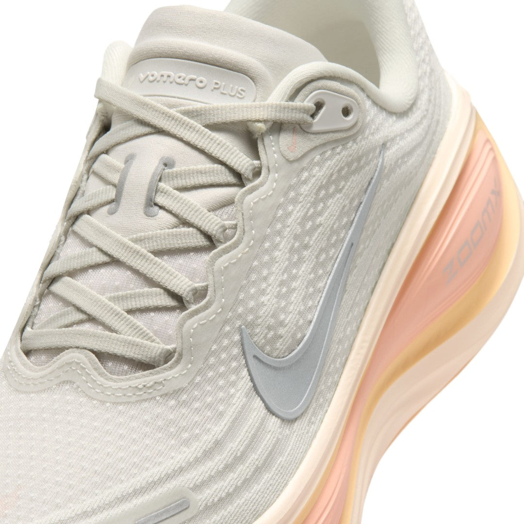 Vomero Plus Road Shoes