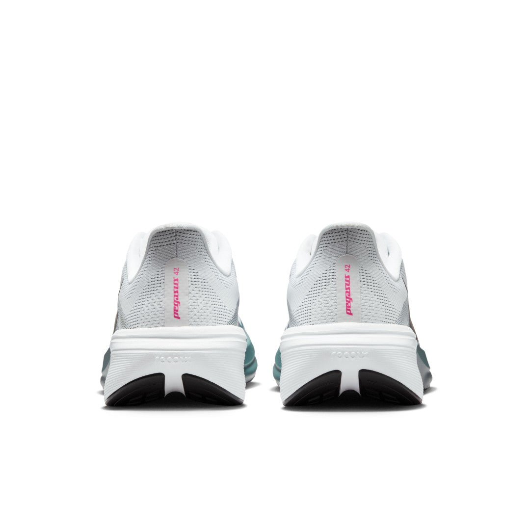Pegasus 42 Road Shoes