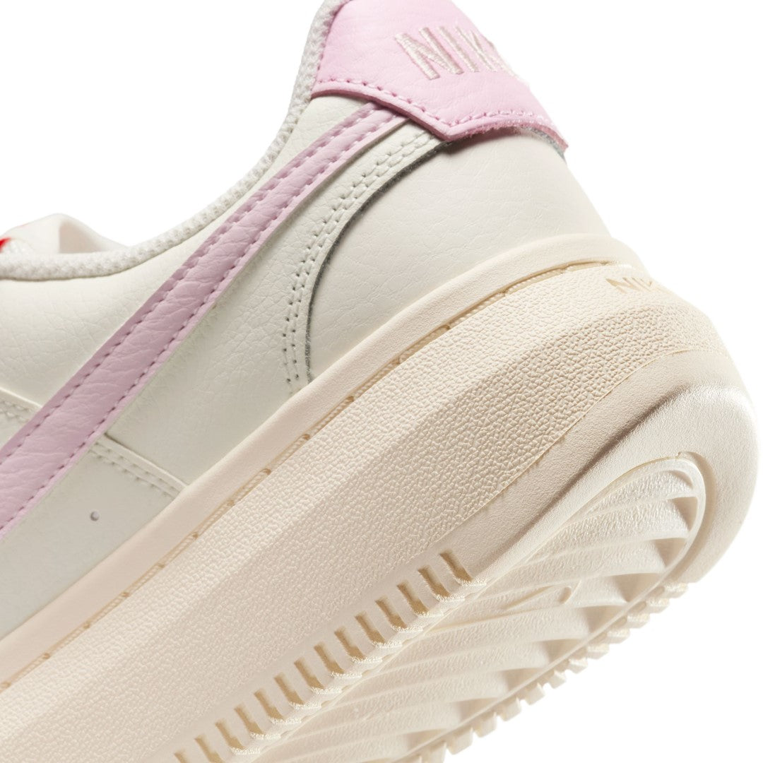 NIKE Court Vision Alta ホワイト/ピンク Amazon.com | NIKE Court Vision Alta Women's Trainers