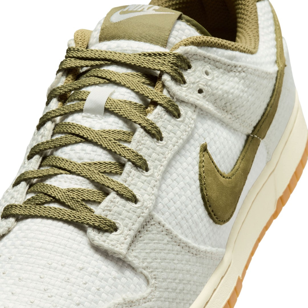 Dunk Low Retro SE Shoes