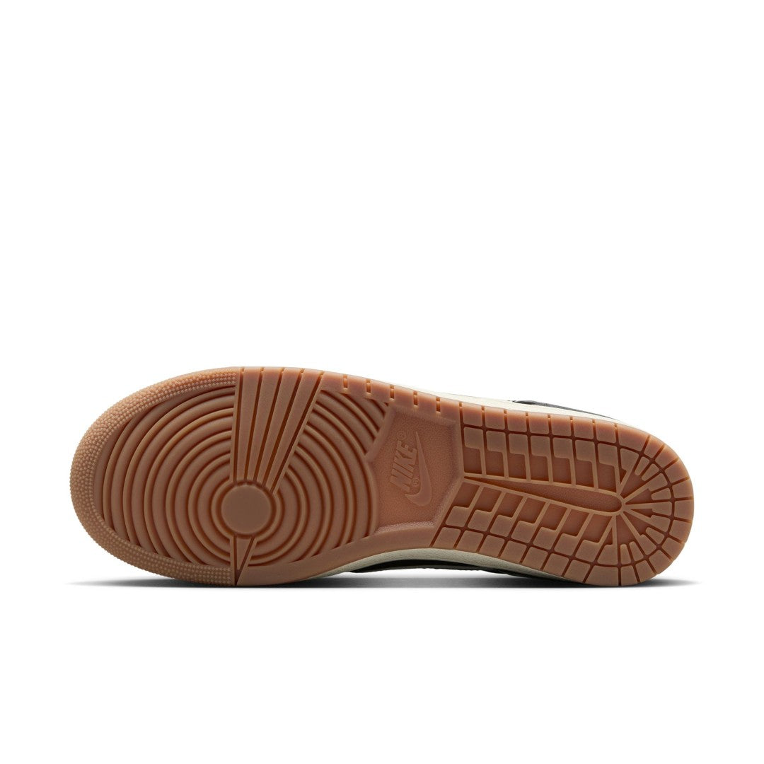 Air Jordan Skyline Low Shoes