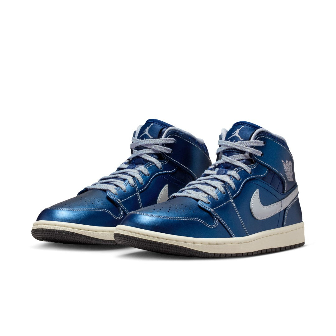 Air Jordan 1 Mid SE Shoes