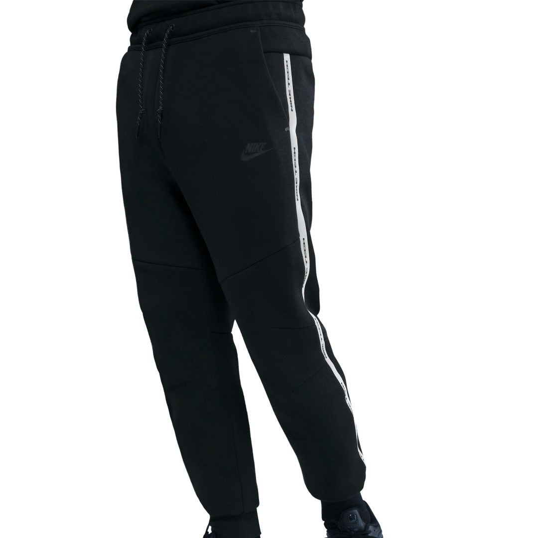 Tech Reflective Fleece Joggers