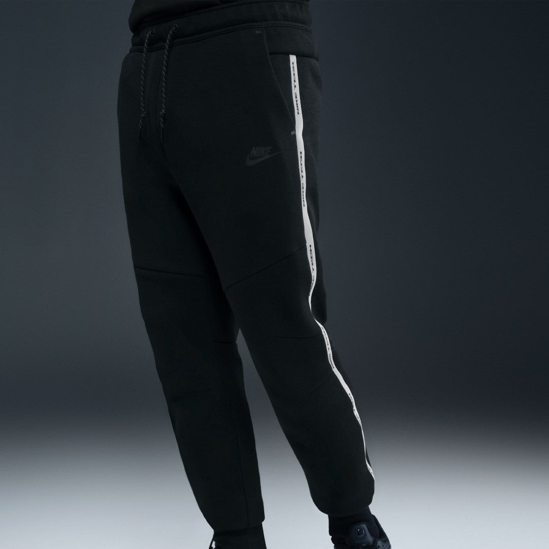 Tech Reflective Fleece Joggers