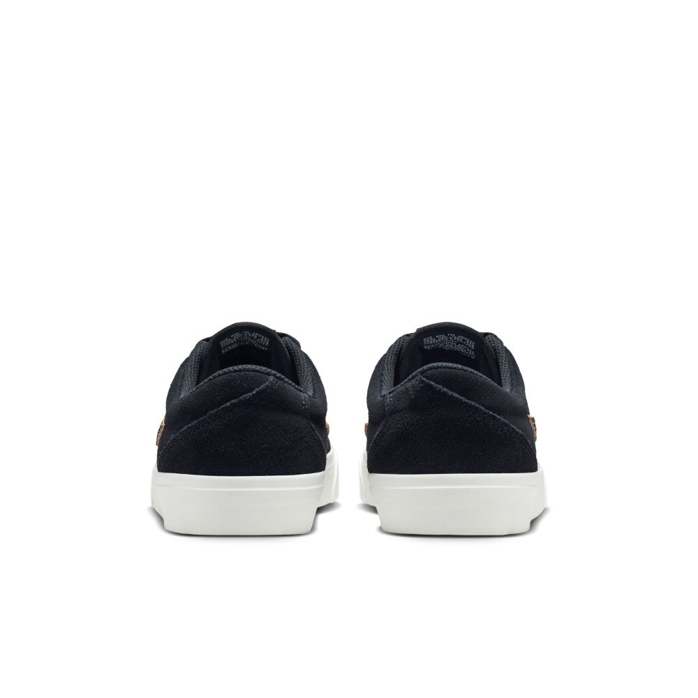 Charge Suede SE Lifestyle Shoes