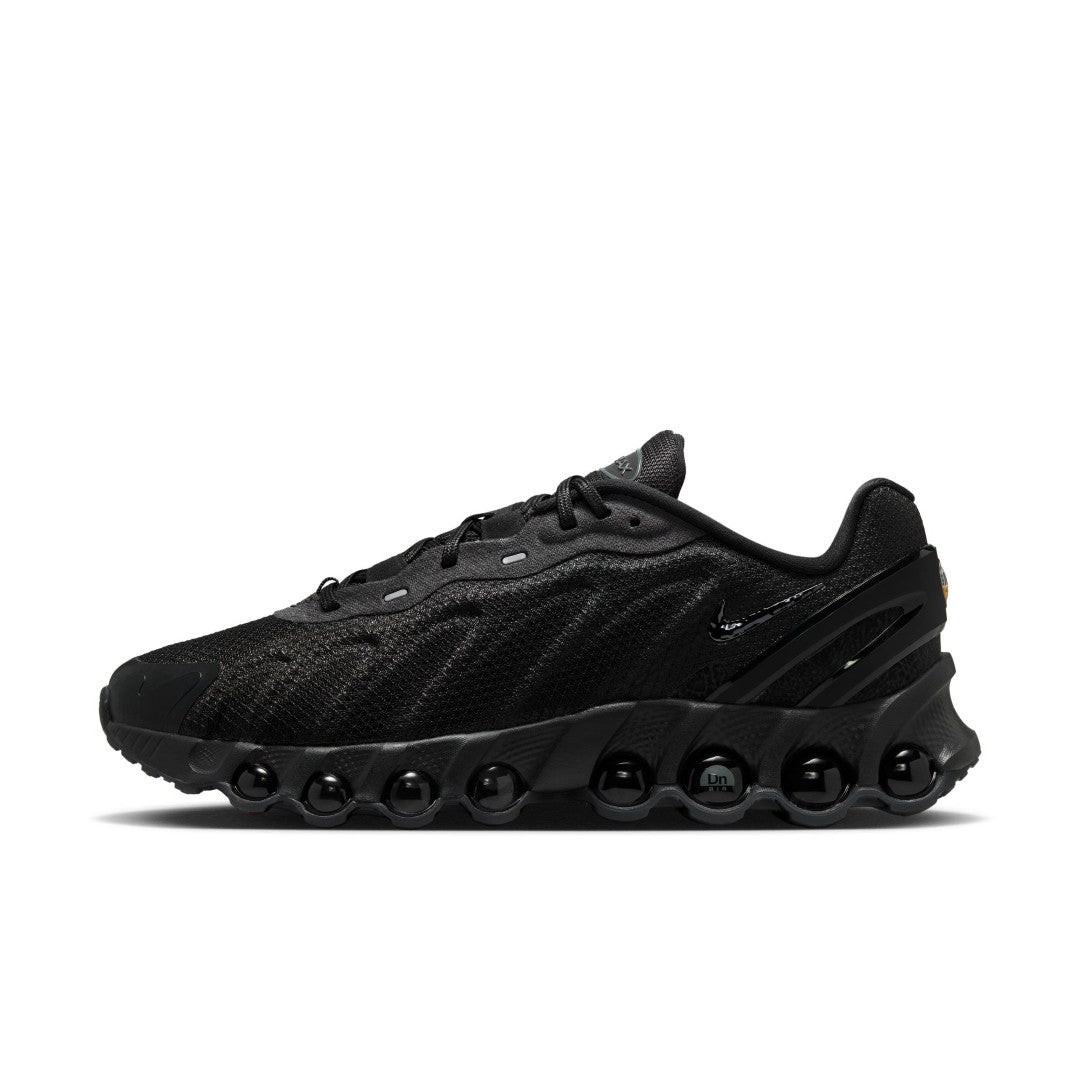 Air Max Dn8 SE Shoes