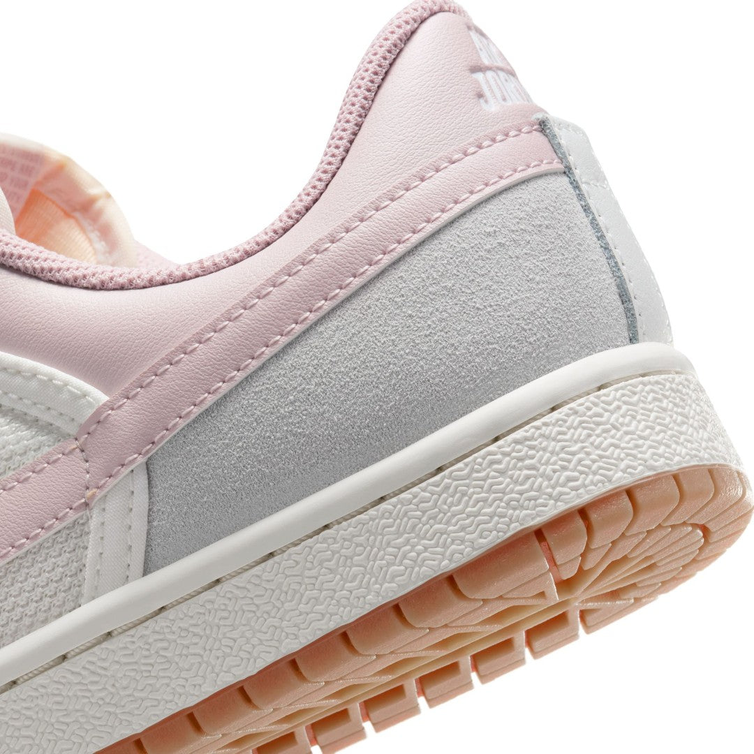 Air Jordan Skyline Low Shoes