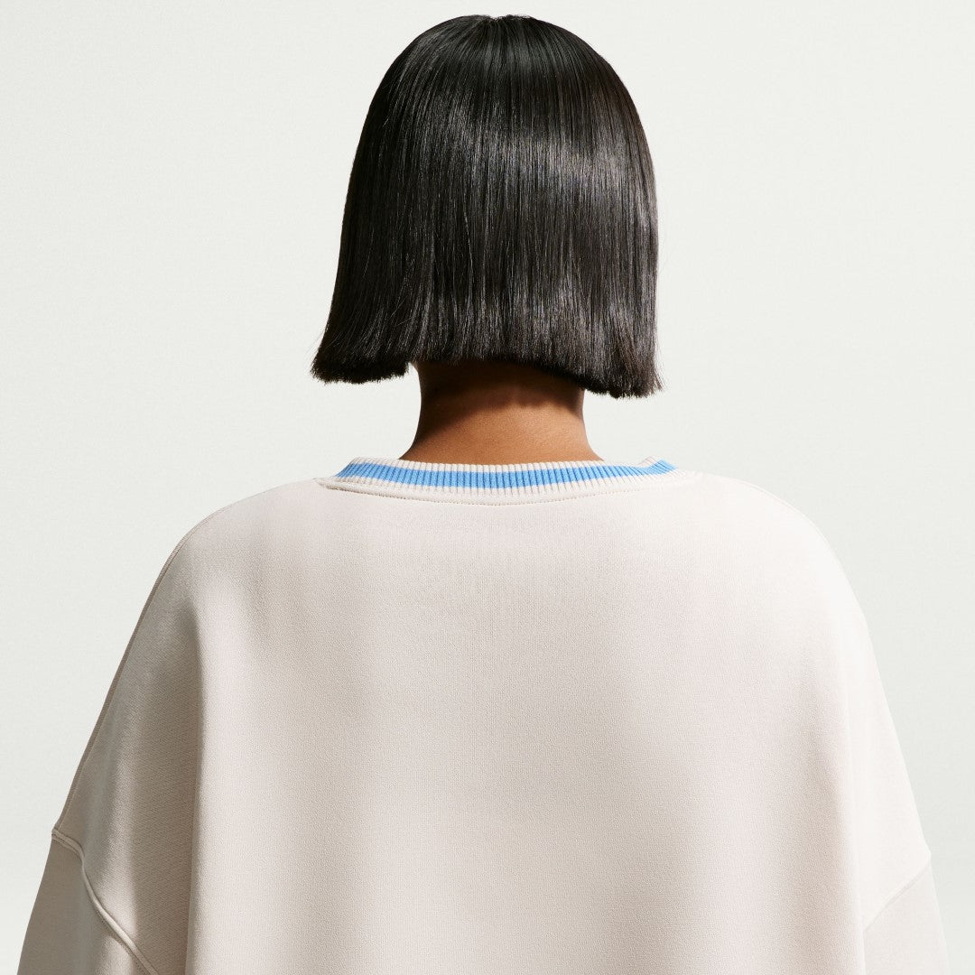 Sportswear Phoenix Fleece Oversized Graphic Crew-Neck Sweatshirt