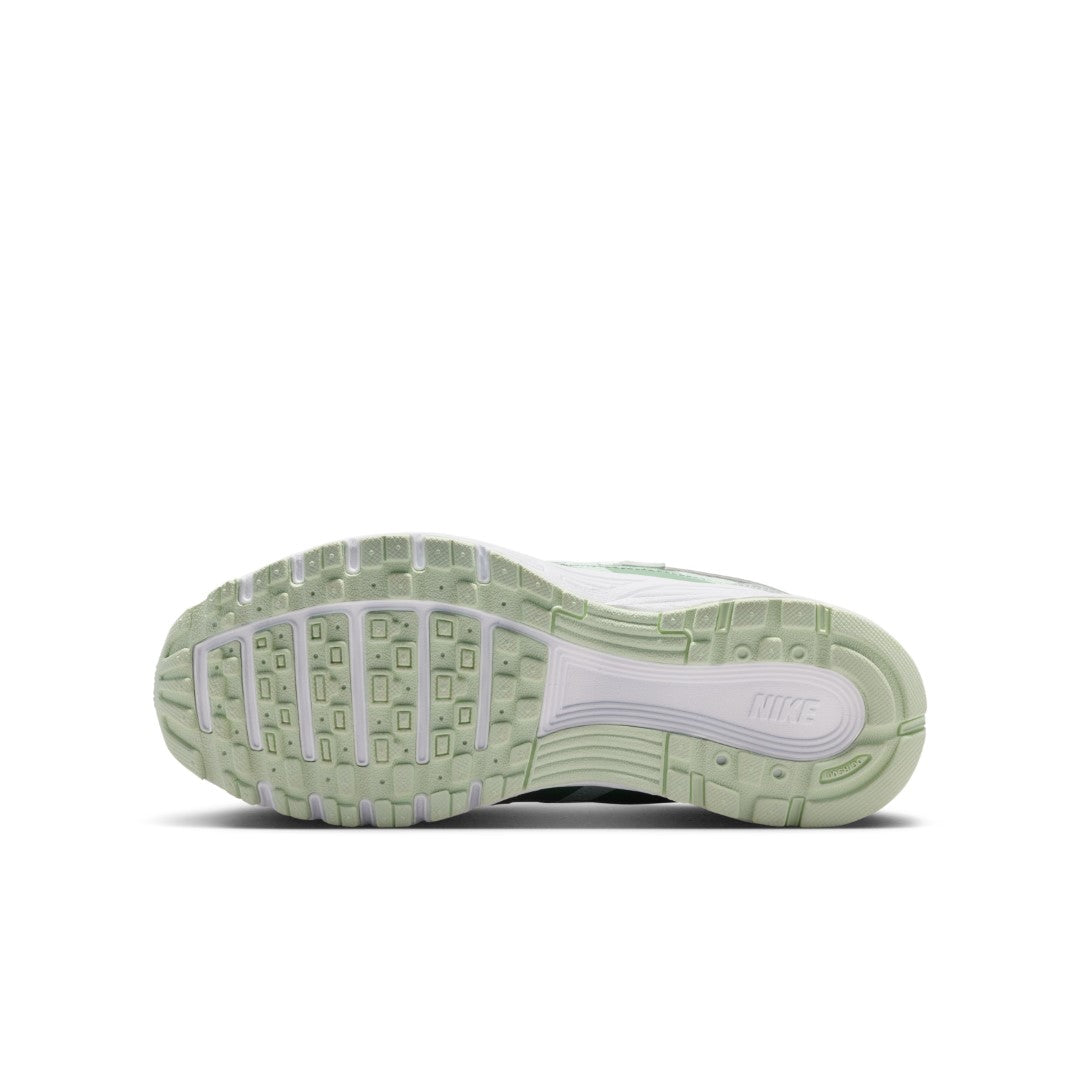 P-6000 SE Shoes