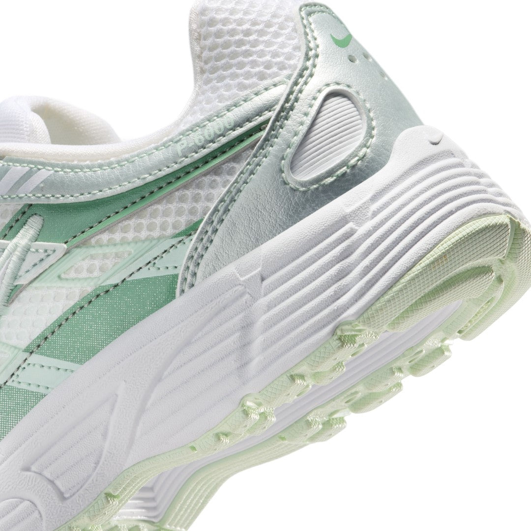 P-6000 SE Shoes