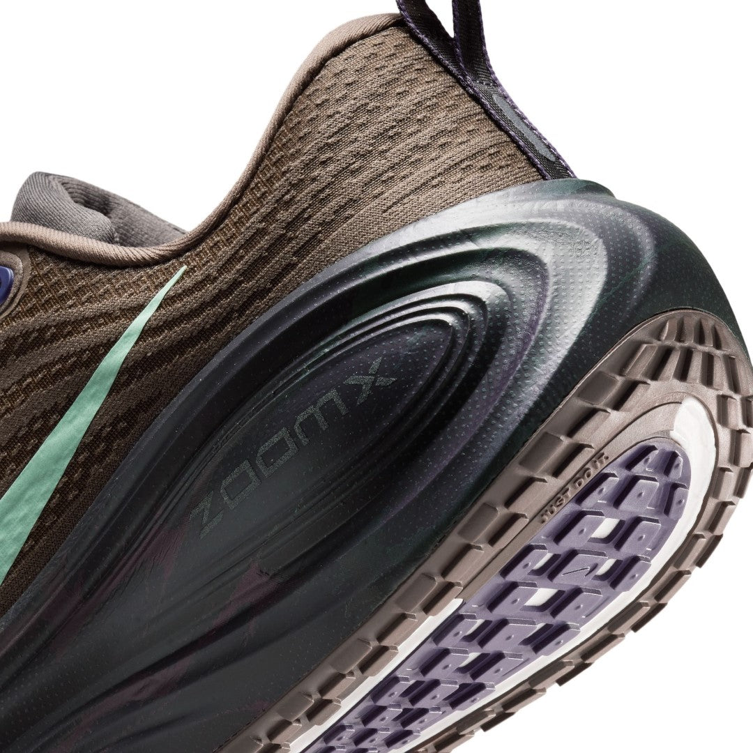 Vomero Plus Road Running Shoes