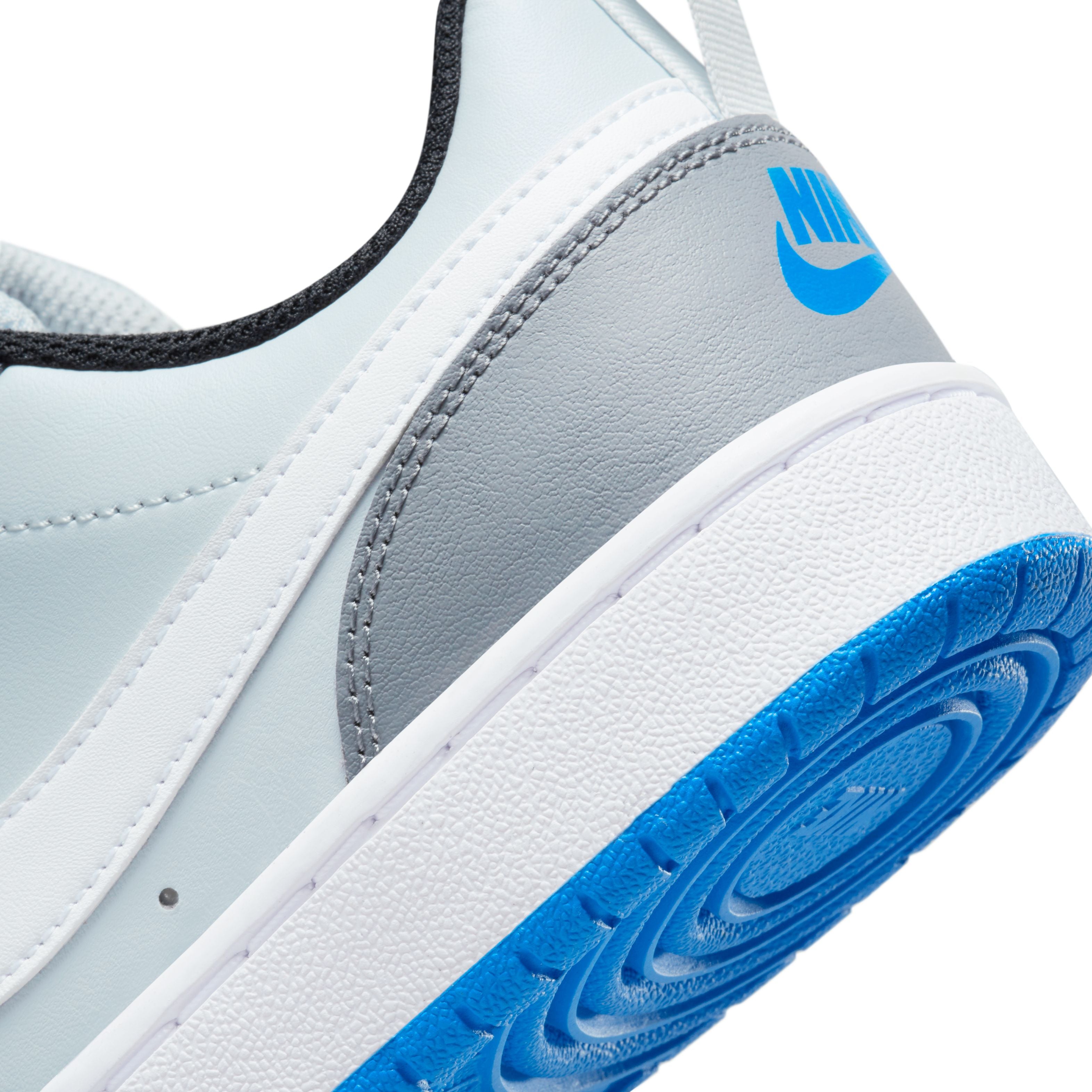 Court Borough Low 2 Lifestyle Shoes