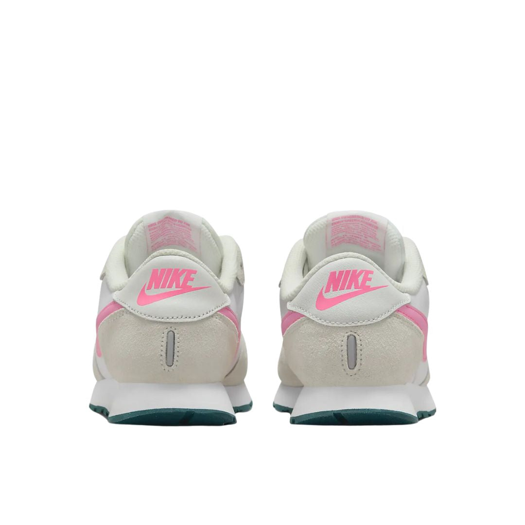 Nike internationalist kids hotsell