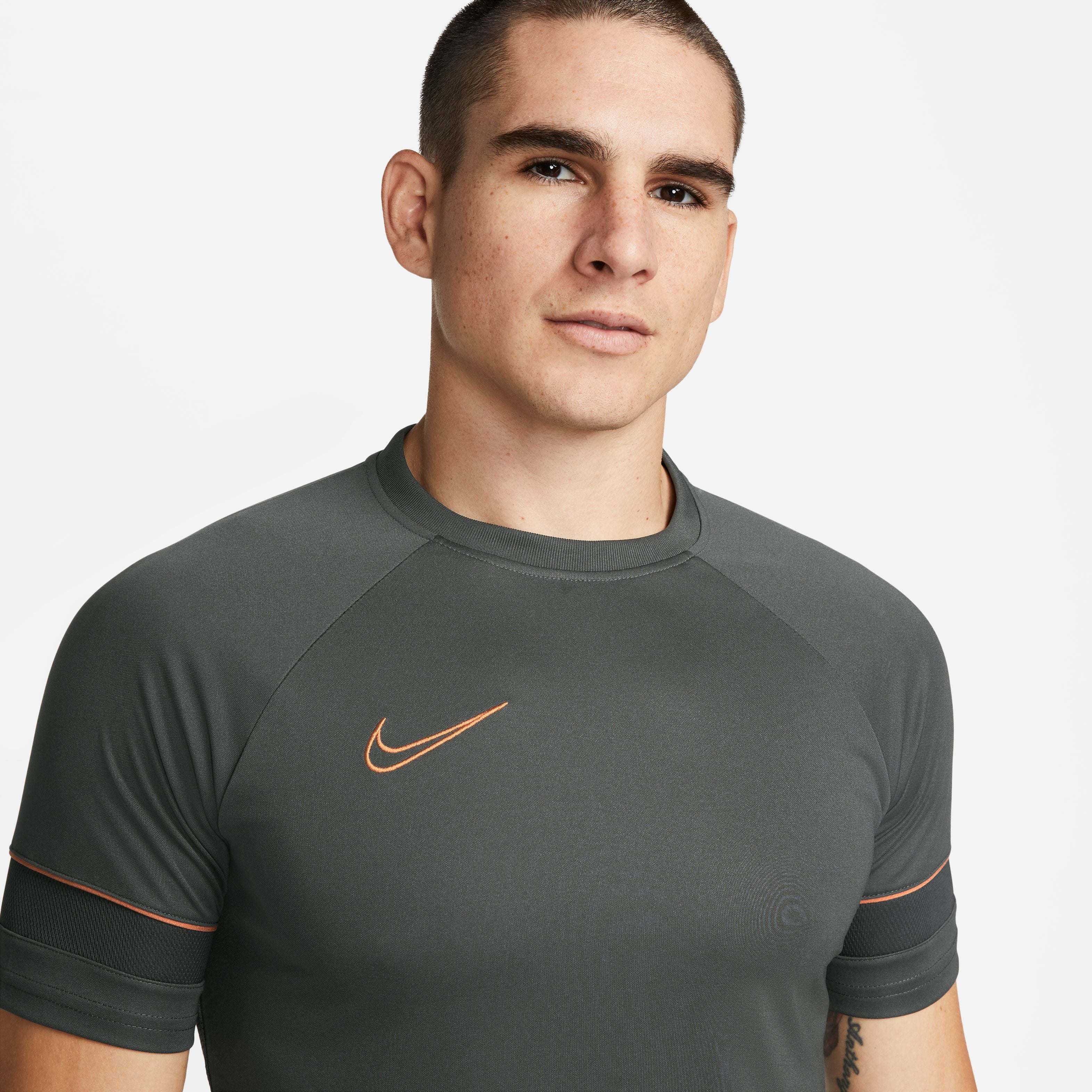 Dri-FIT Academy Short-Sleeve Football T-shirt