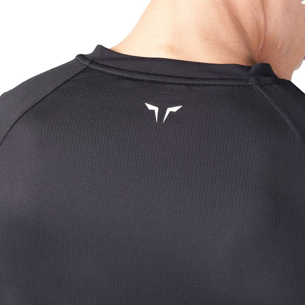 Core V-neck AeroTech T-Shirt