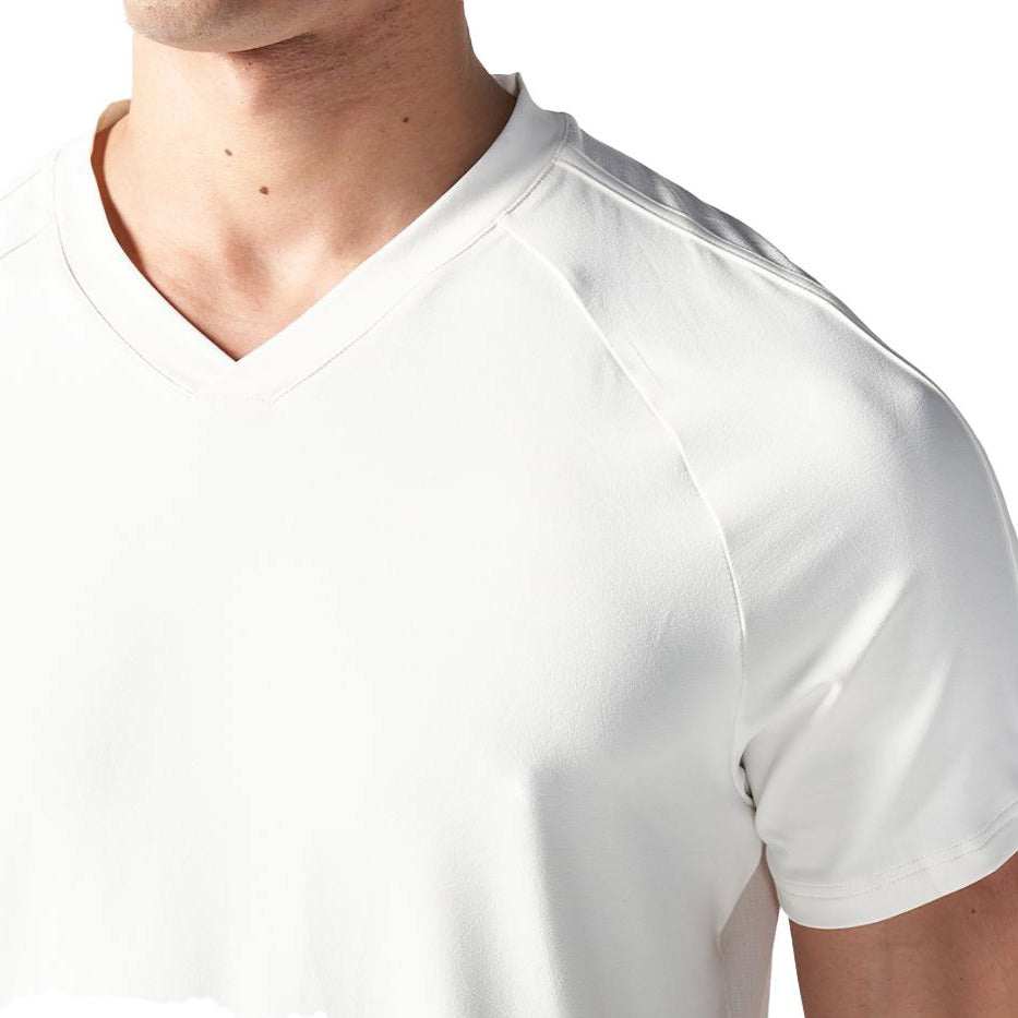 Core V-neck AeroTech T-Shirt
