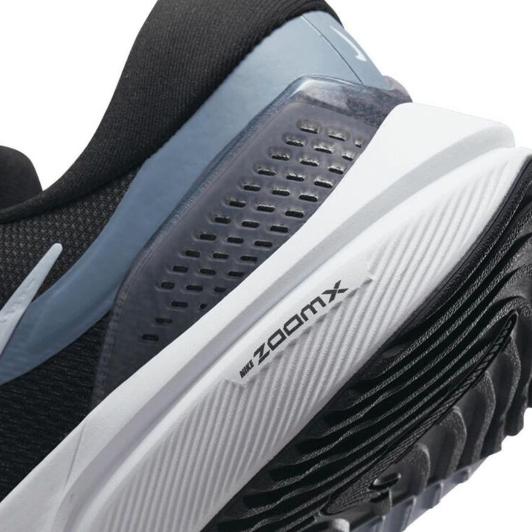 Air Zoom Vomero 16 Running Shoes