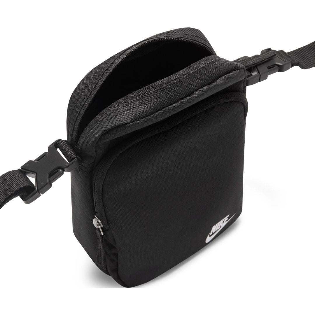 ◇Nike◇ Heritage Crossbody Bag 4L Black White DB0456010 Nike Heritage Crossbody Bag (4L) – Ernie's Sports Experts