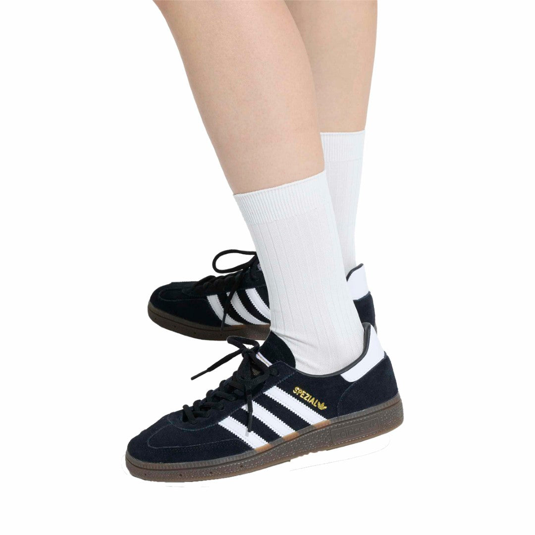 حذاء هاندبول سبيسيال