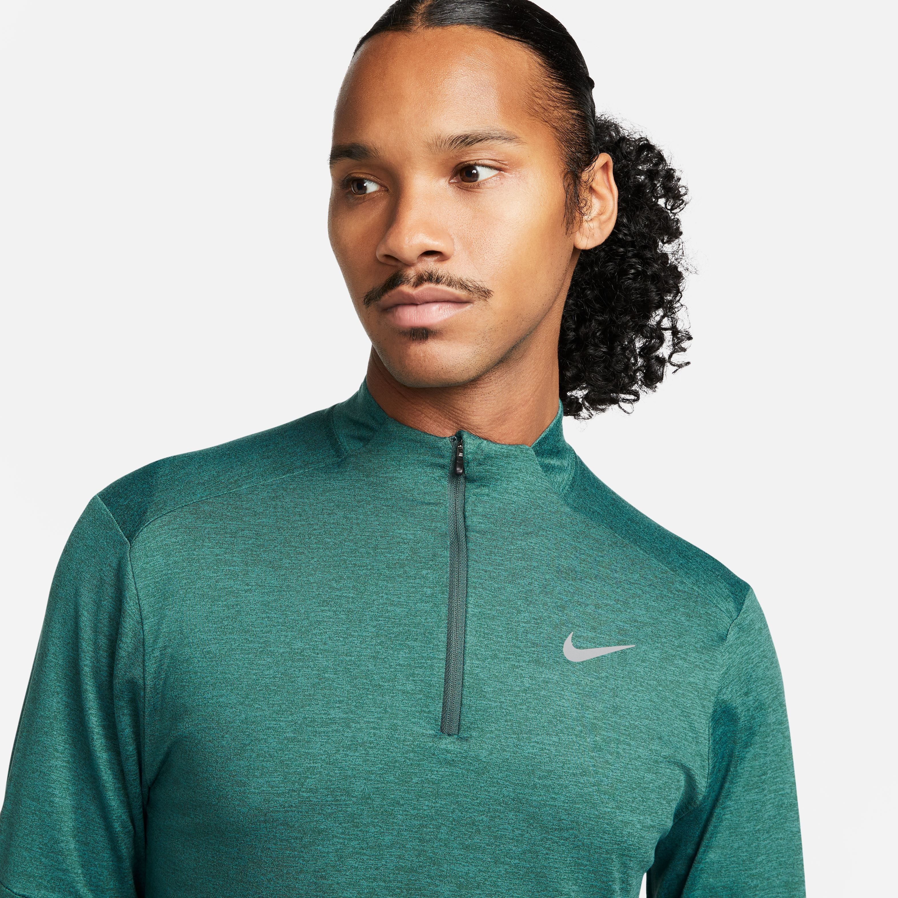 Nike Men's Dri-FIT 1/2-zip Running Long Sleeve T-shirt Green