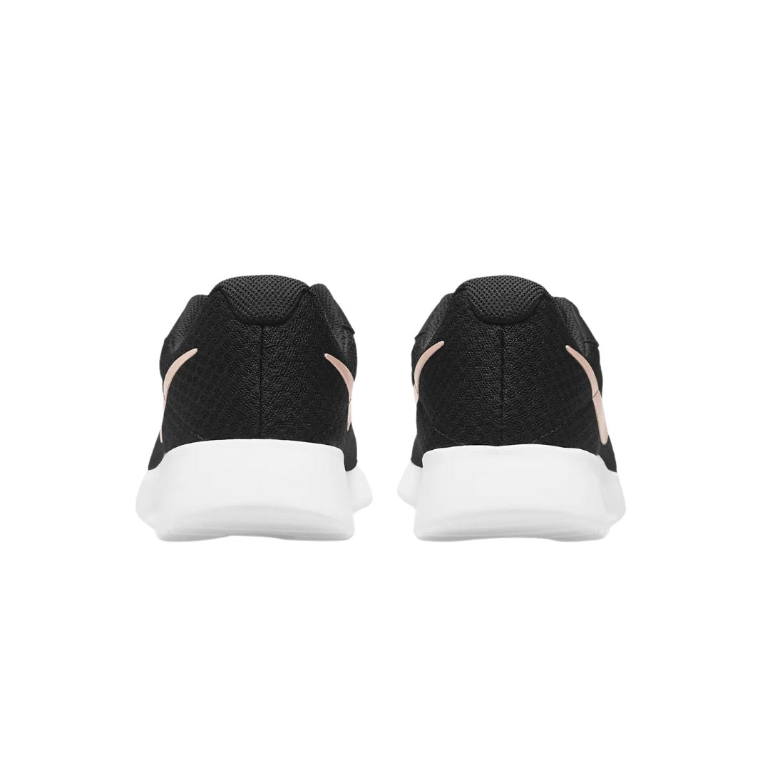 Nike tanjun gold outlet swoosh