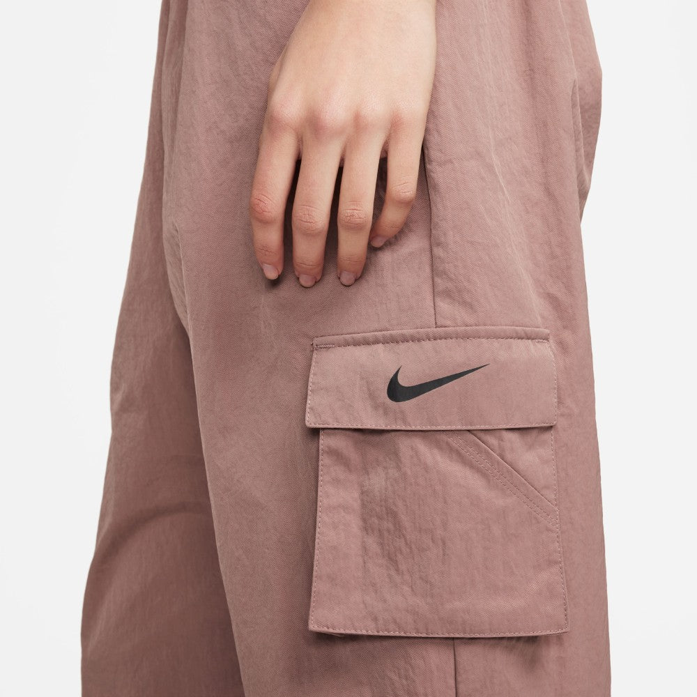 Sportswear Essential Woven High-Rise Cargo Pants