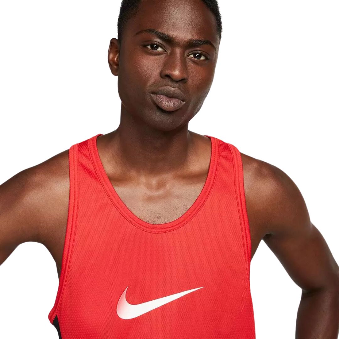 Nike icon tank clearance top