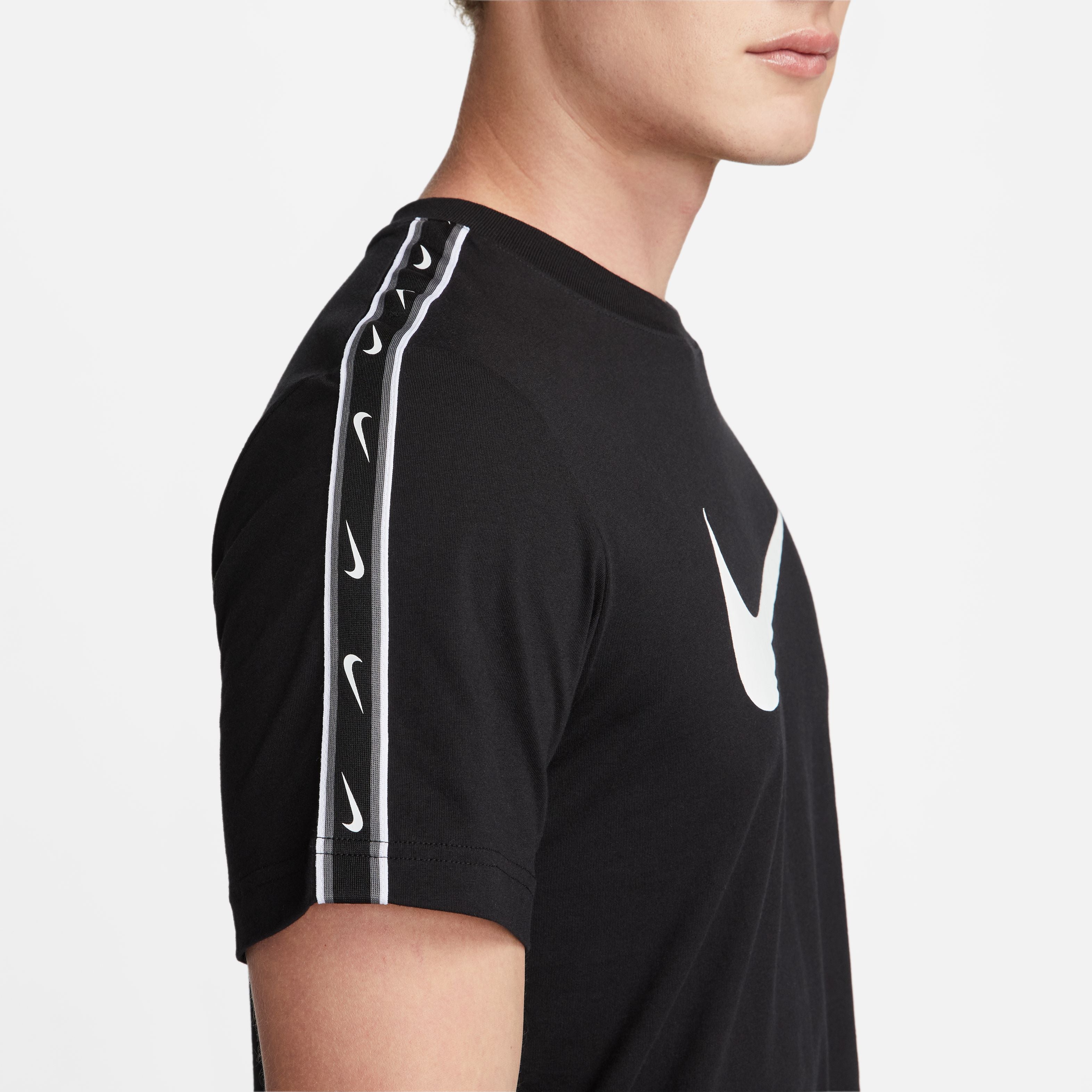 تيشيرت ريبيت