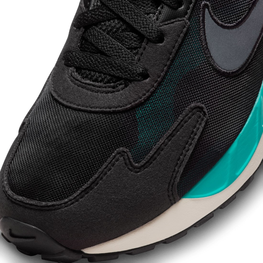 Air Max Solo Lifestyle Shoes