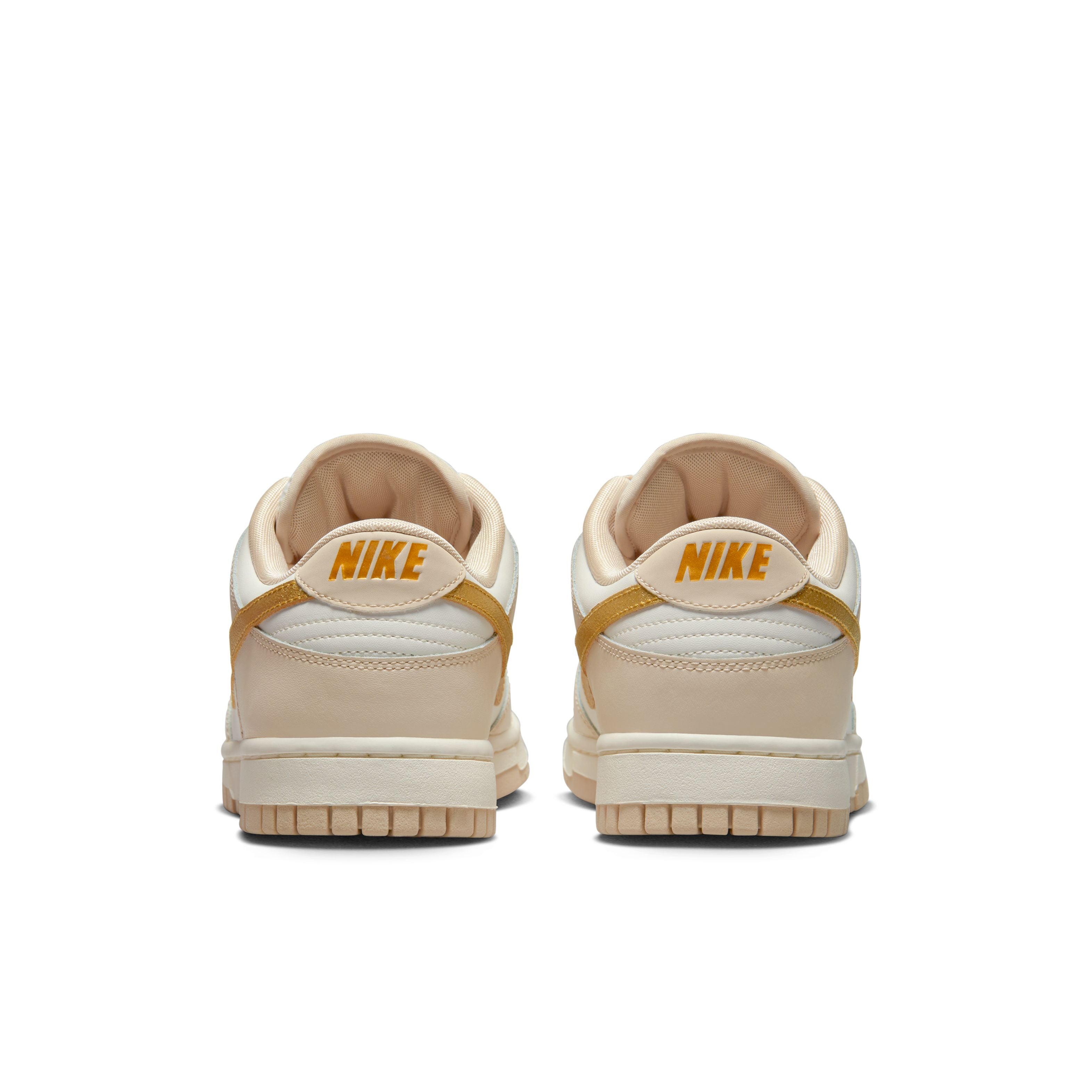 Dunk Low Lifestyle Shoes