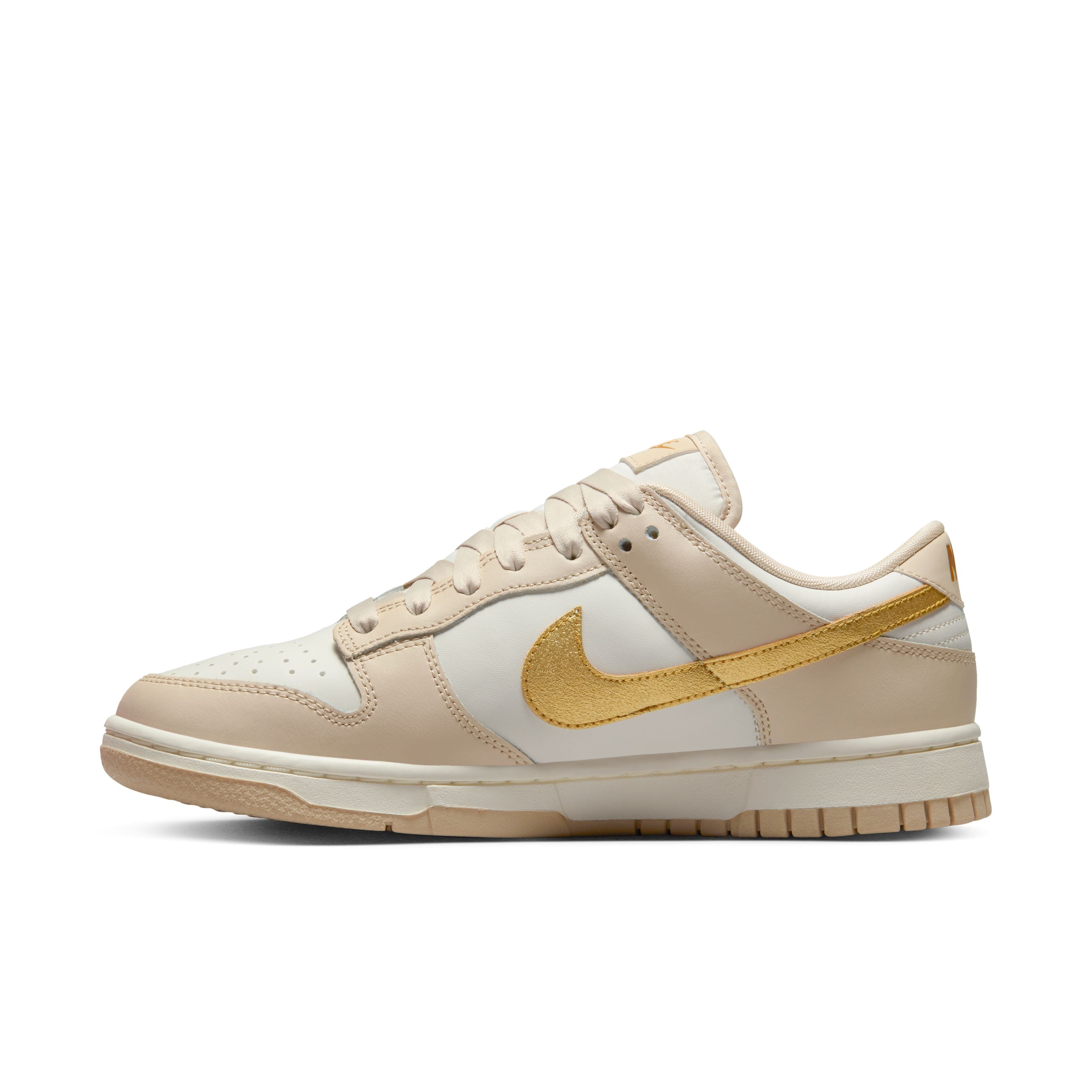 Dunk Low Lifestyle Shoes