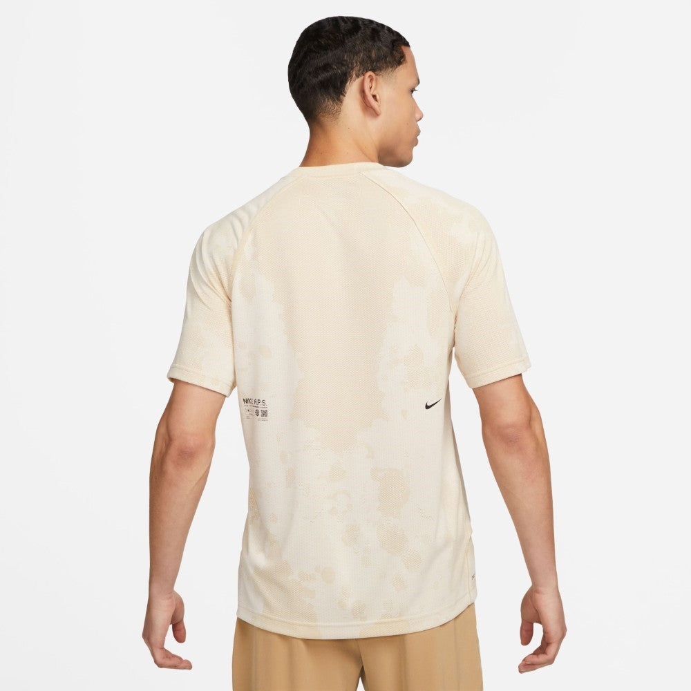 Dri-FIT ADV APS Engineered Fitness T-shirt