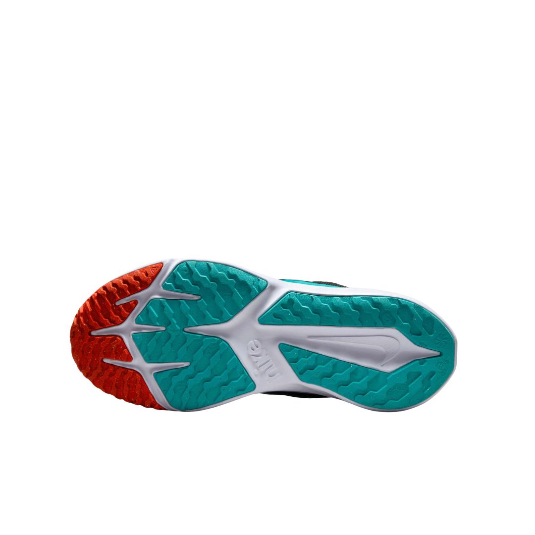 Star Runner 4 Running Shoes