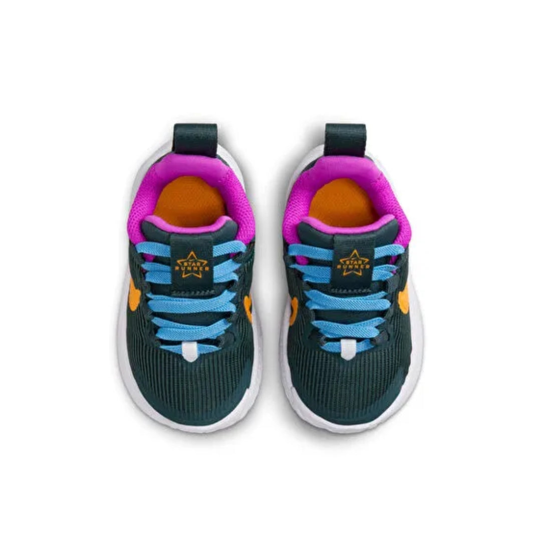 Star Runner 4 Running Shoes