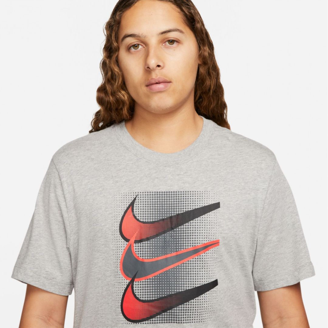nike t shirt double swoosh