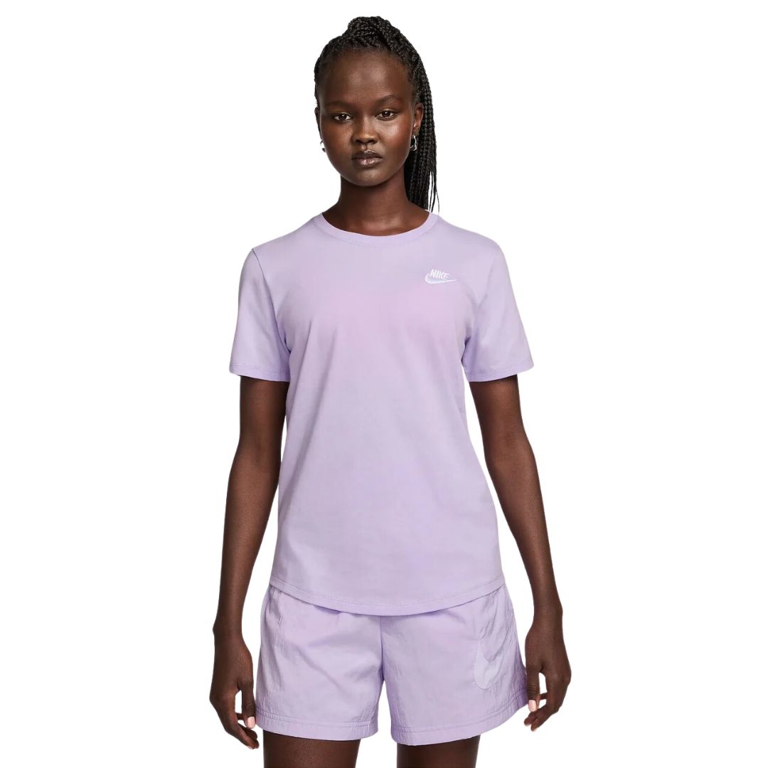 Sportswear Club Essentials Women's T-Shirt