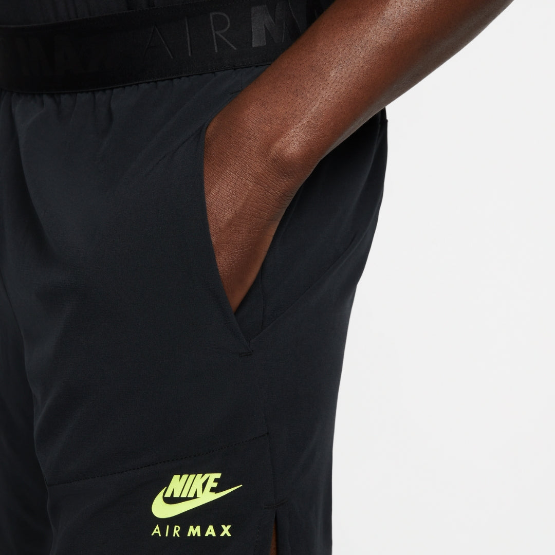 Air Max Performance Shorts