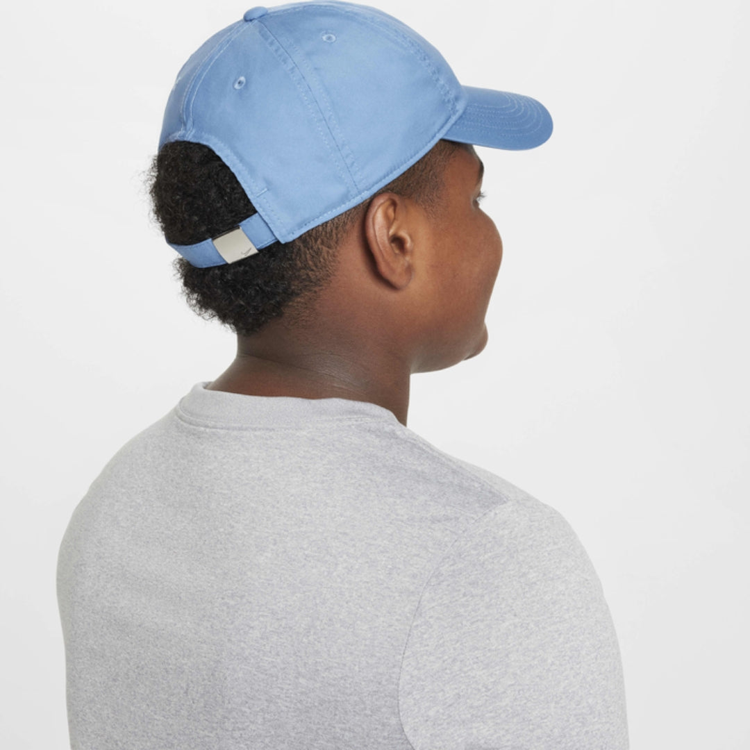 Dri-FIT Club Unstructured Metal Swoosh Cap