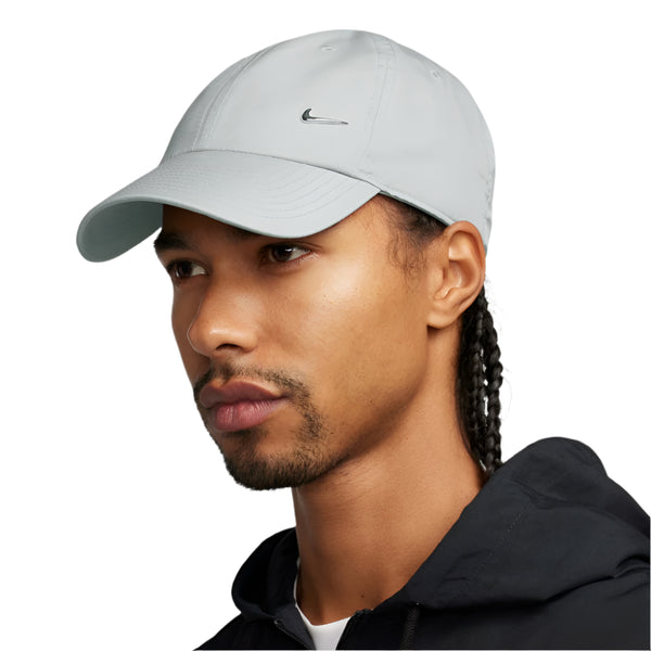 Nike Dri-FIT Club Unstructured Metal Swoosh Unisex Cap Grey