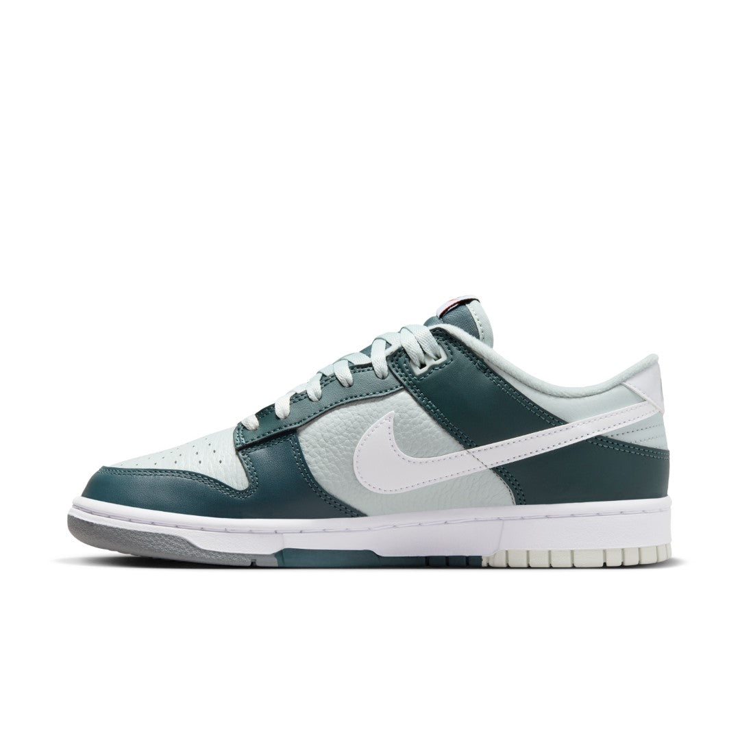 Dunk Low Retro Lifestyle Shoes