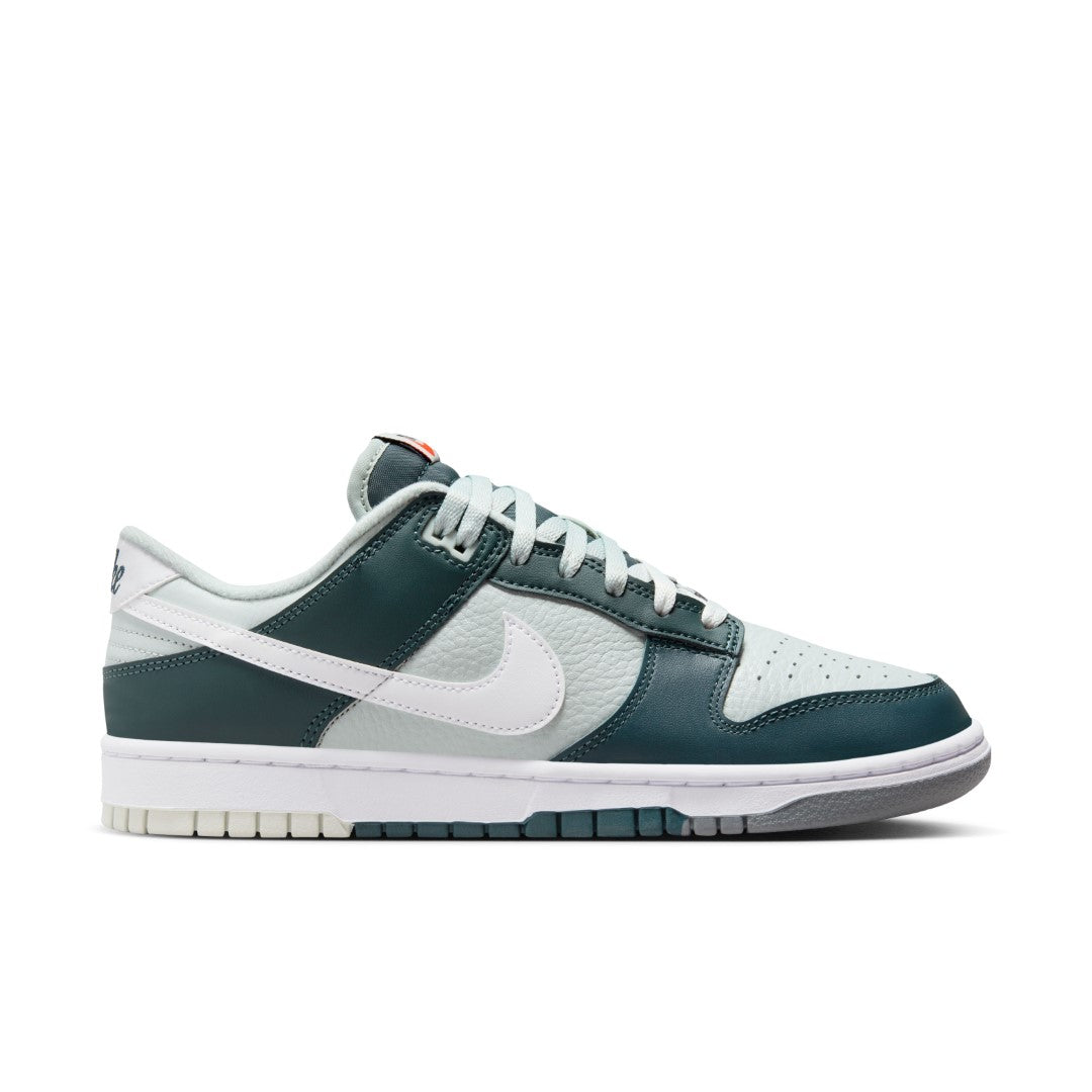 Dunk Low Retro Lifestyle Shoes