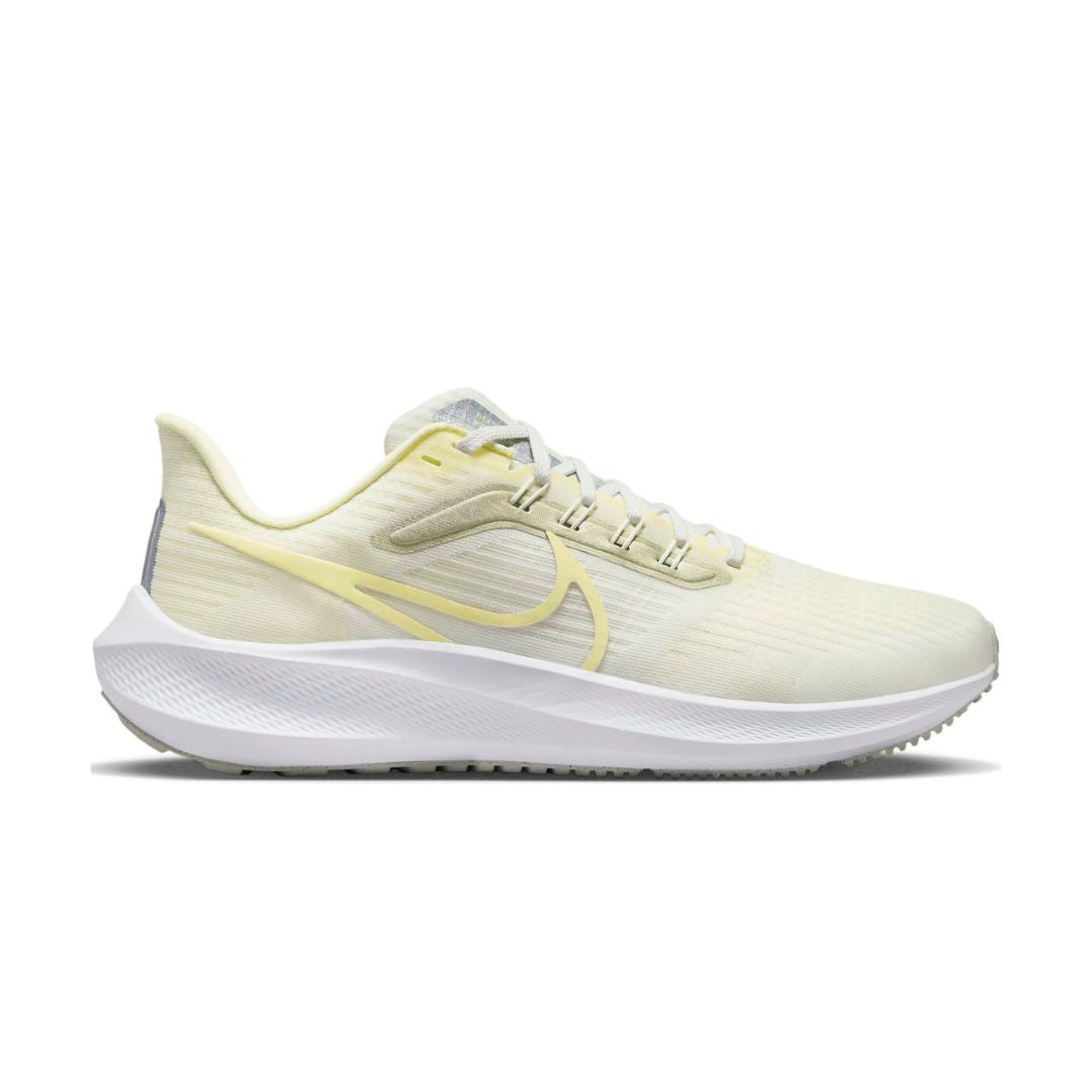 Nike Women Air Zoom Pegasus 39 Running Shoes